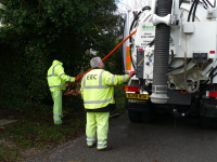 10.11.2009 - Rod Lord - Coningsby Lane - Streetcare start on Wet Spots